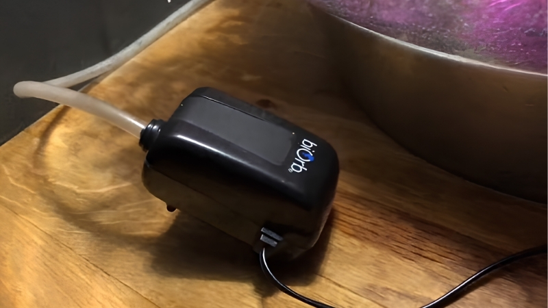 best battery powered aquarium air pump for power outages