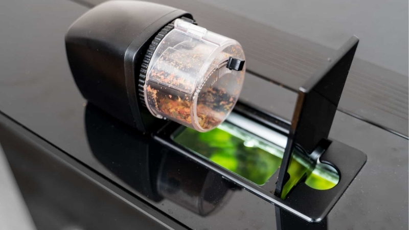 best moisture proof fish feeder
